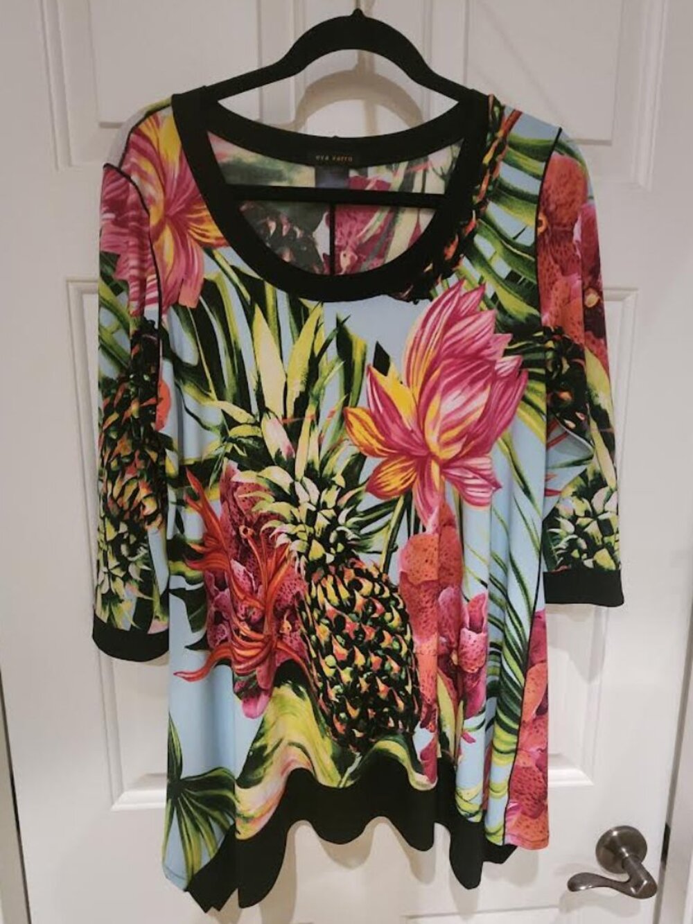 EVA VARRO XL TUNIC WITH 3/4 LENGTH SLEEVES